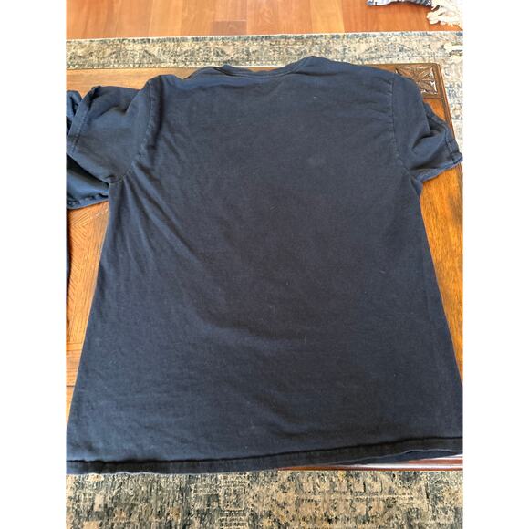 2 Tshirt Bundle - Japanese Style Graphics - Picture 5 of 8